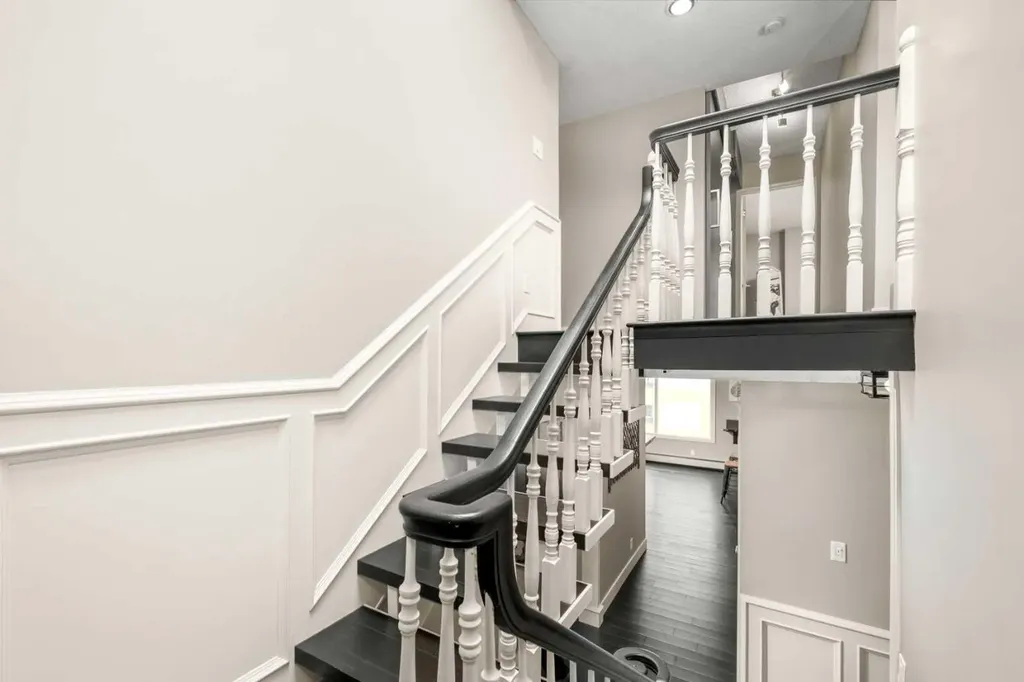540 14 Avenue SW Calgary AB T2R 0M6