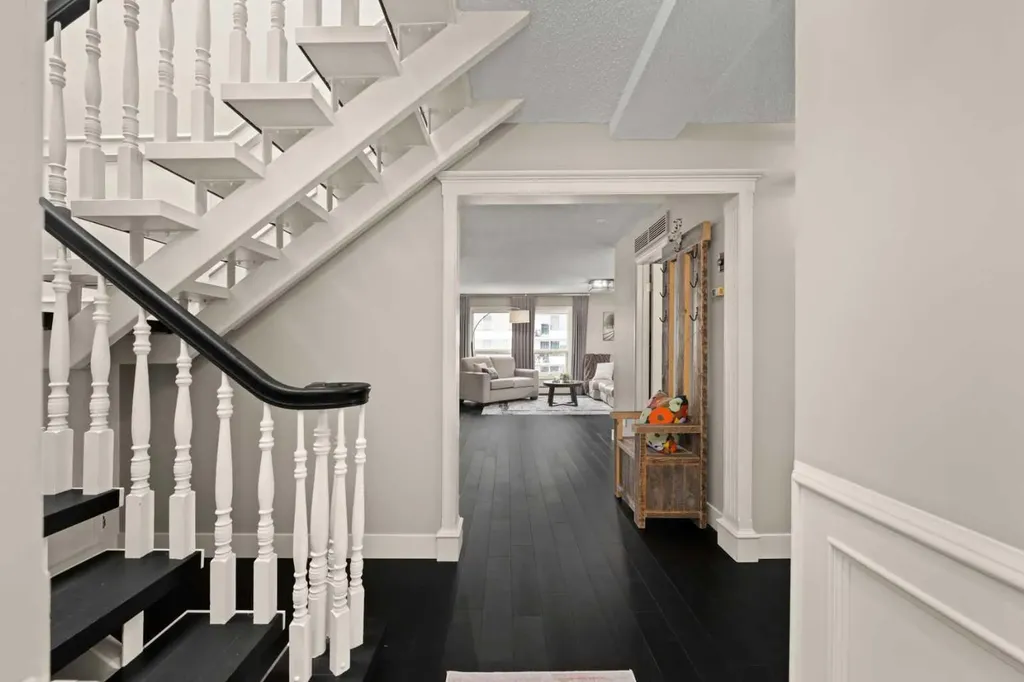 540 14 Avenue SW Calgary AB T2R 0M6