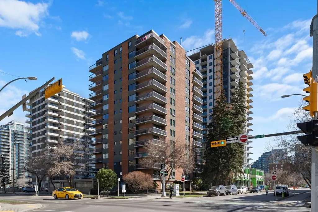 540 14 Avenue SW Calgary AB T2R 0M6
