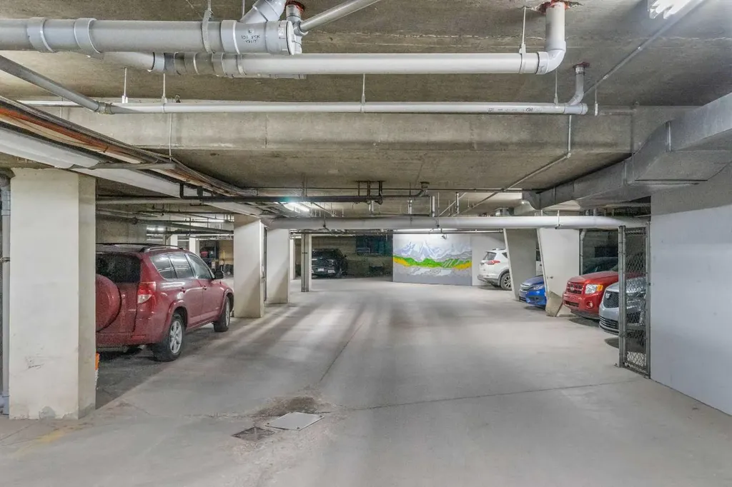 26 Country Hills View NW Calgary AB T3K 5G2