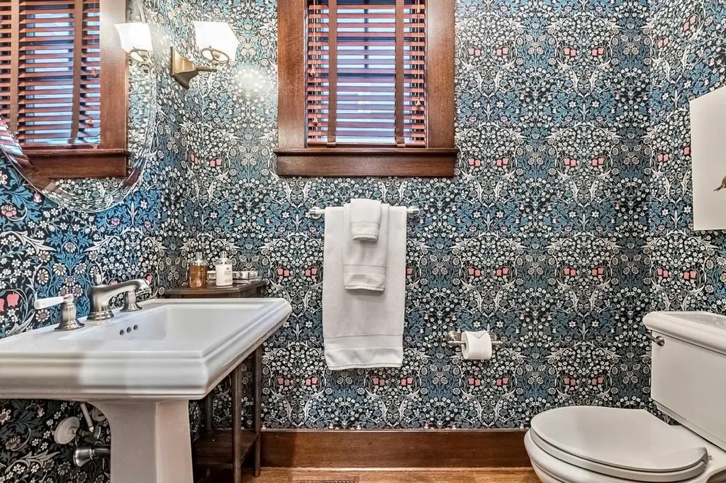 650 29 Avenue NW Calgary AB T2M 2M7
