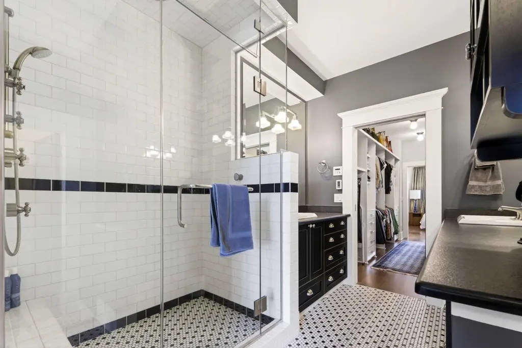 650 29 Avenue NW Calgary AB T2M 2M7