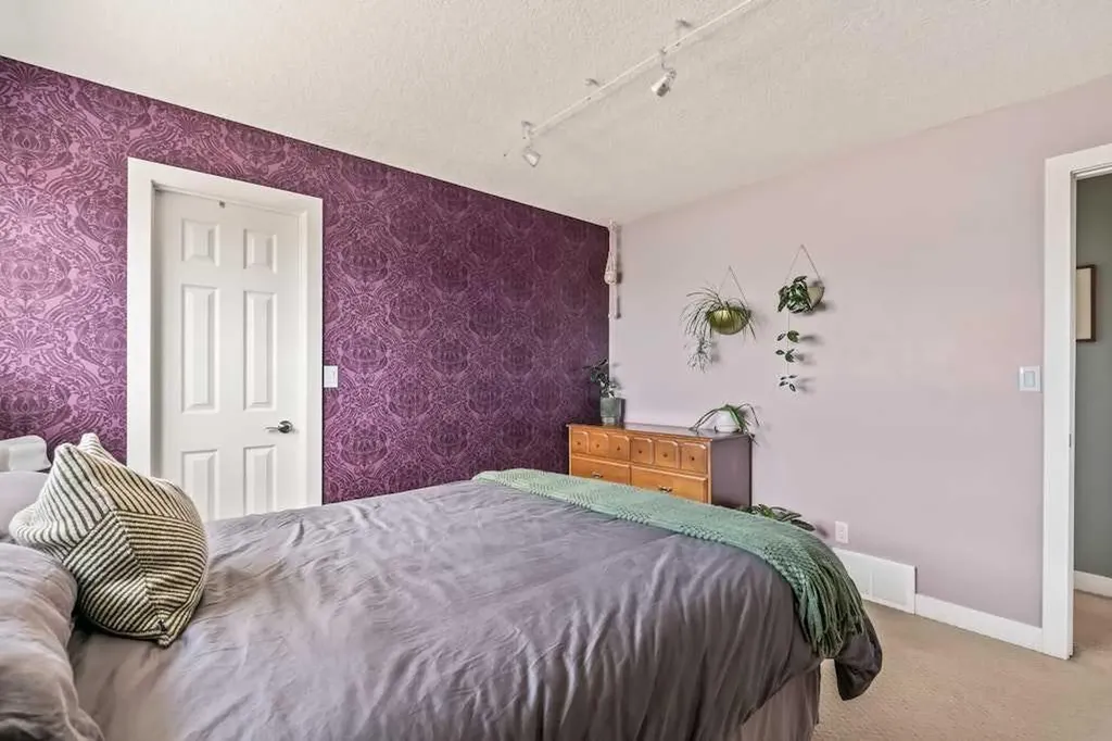 1603 Mcgonigal Drive NE Calgary AB T3E5W2
