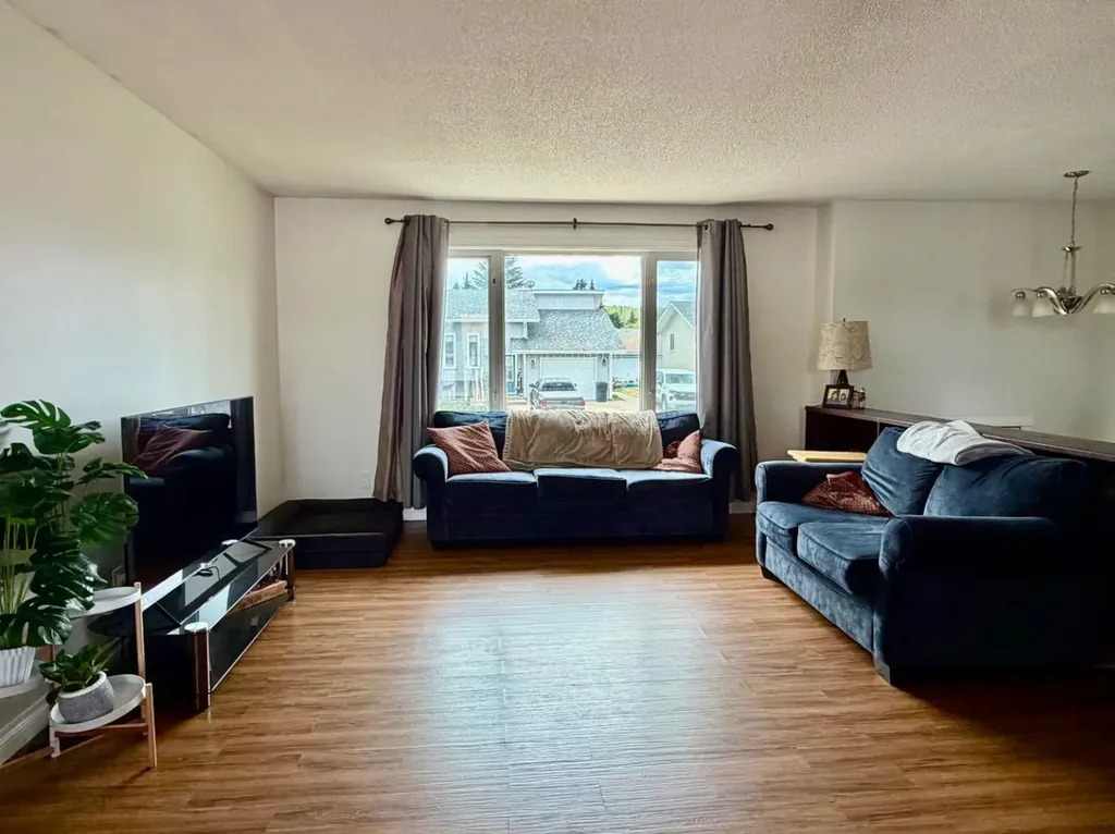 1024 10a Avenue SE Slave Lake AB T0G2A3