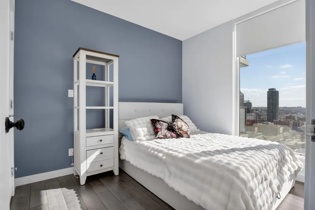 310 12 Avenue SW Calgary AB T2R1B5