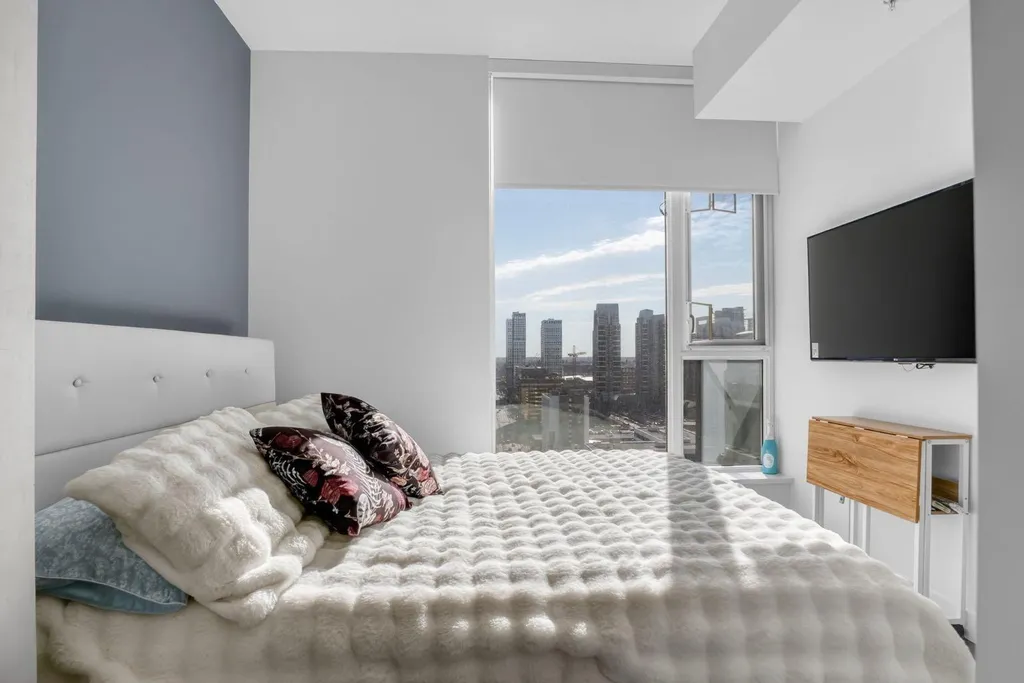 310 12 Avenue SW Calgary AB T2R1B5