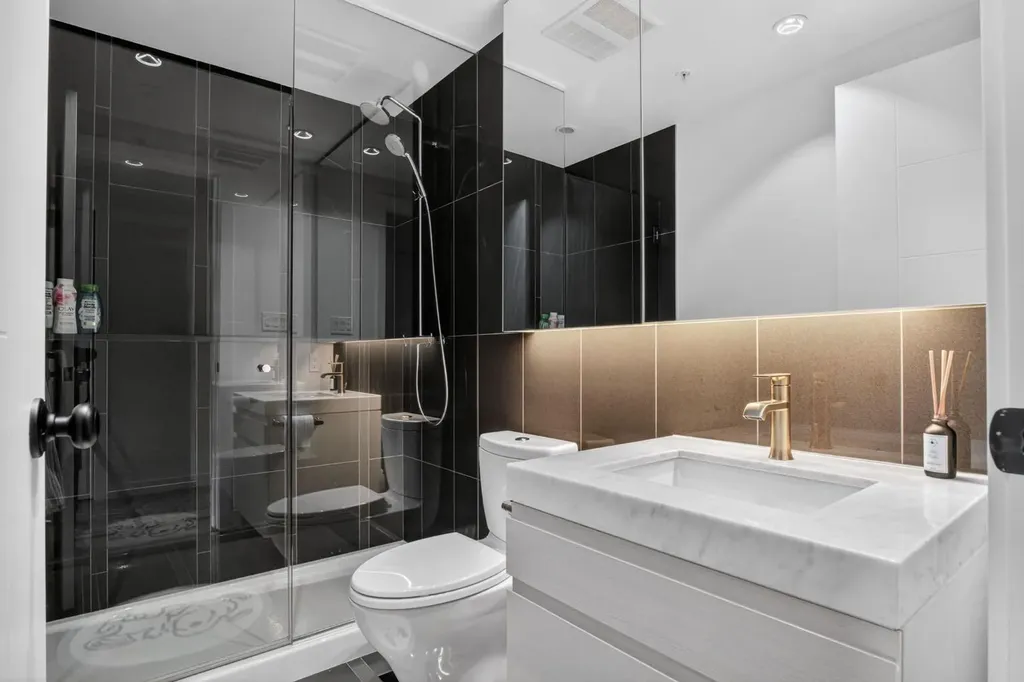 310 12 Avenue SW Calgary AB T2R1B5