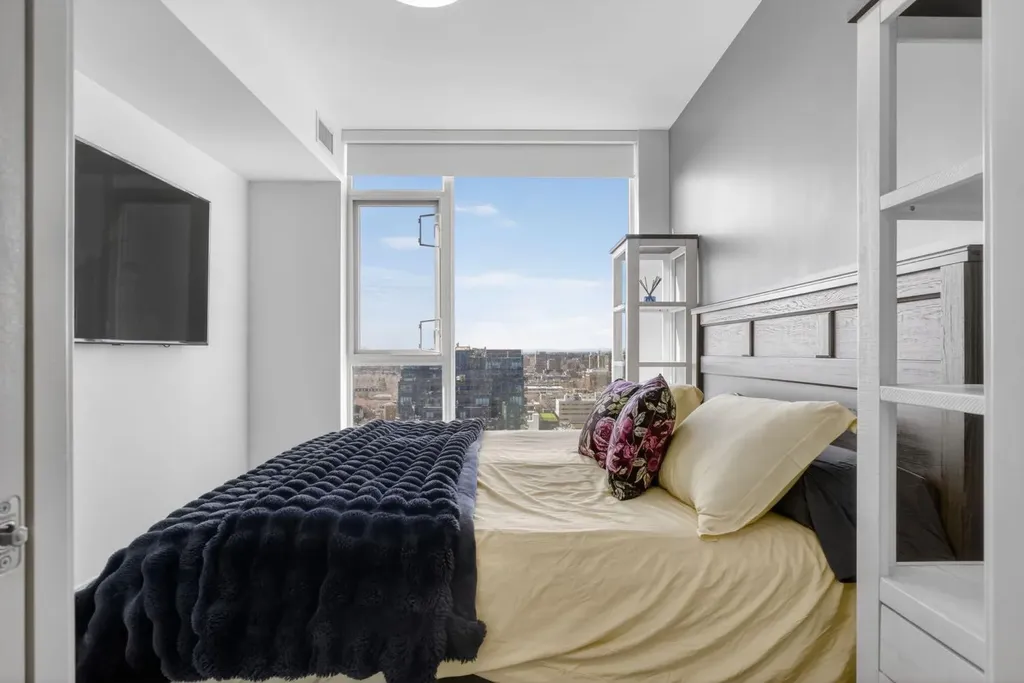 310 12 Avenue SW Calgary AB T2R1B5
