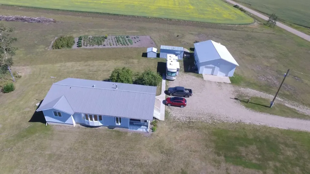 20574 Twp 823 Road Rural Northern Sunrise County AB T8S1S4