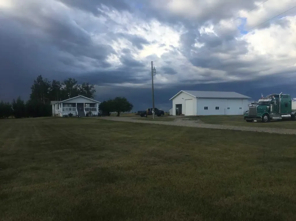 20574 Twp 823 Road Rural Northern Sunrise County AB T8S1S4