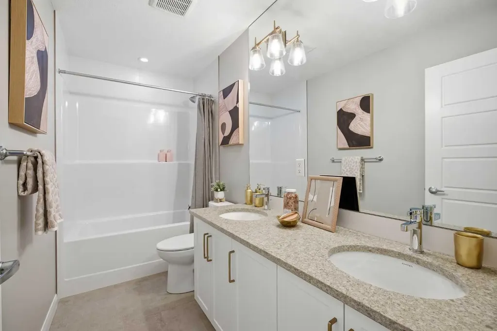 468 Dawson Circle Chestermere AB T1X 2R4