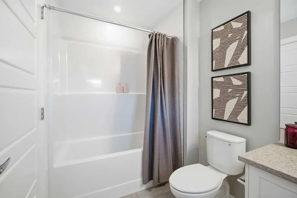 468 Dawson Circle Chestermere AB T1X 2R4