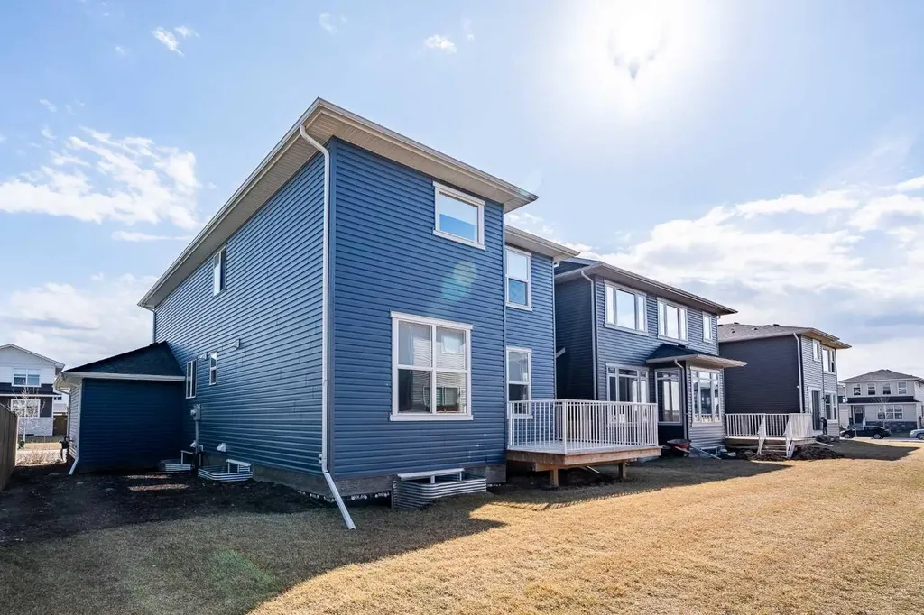 468 Dawson Circle Chestermere AB T1X 2R4