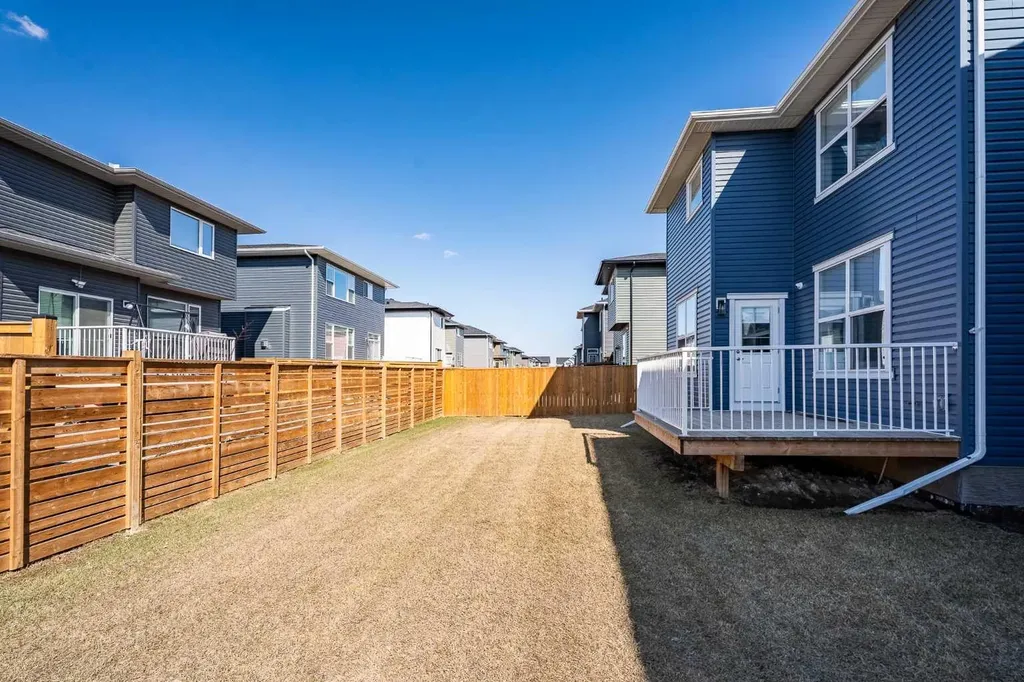 468 Dawson Circle Chestermere AB T1X 2R4