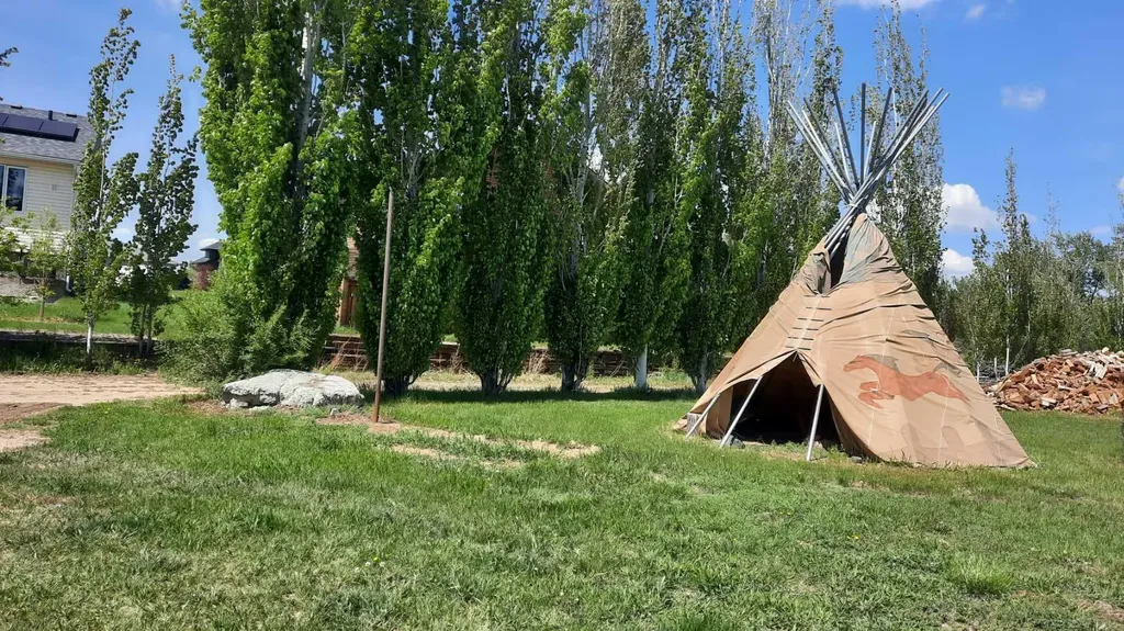 242 Mcnab Close Drumheller AB T0J0Y0
