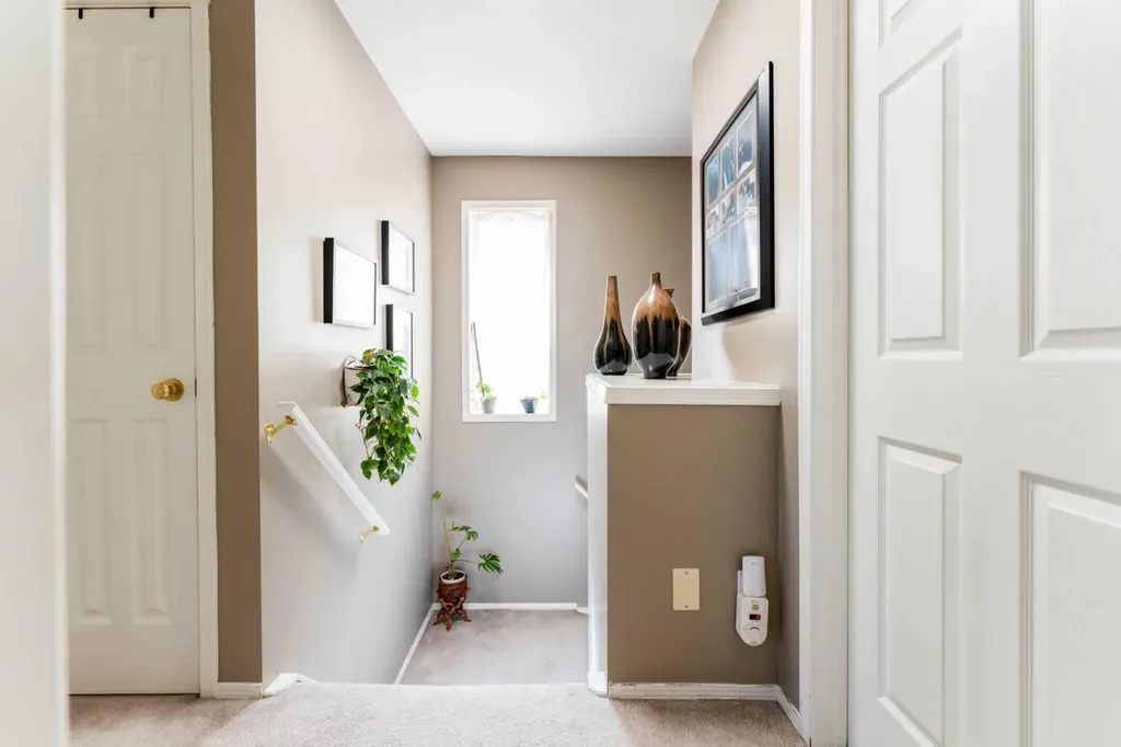 217 Martin Crossing Way NE Calgary AB T3J 3V4