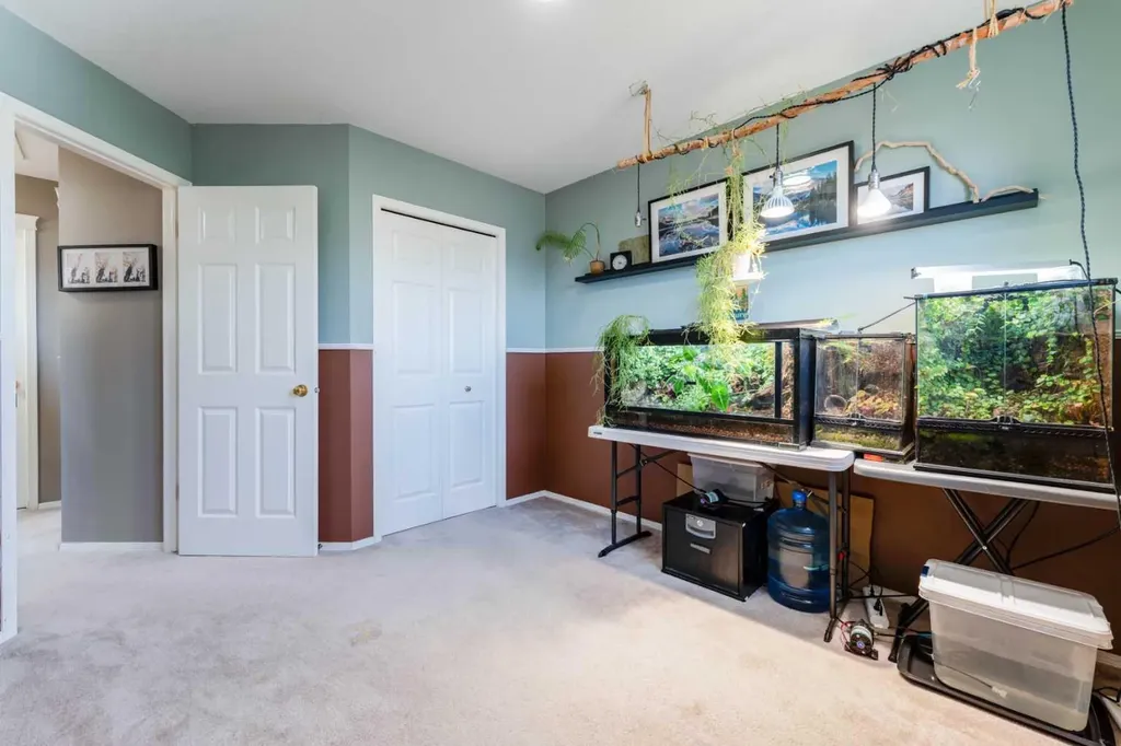 217 Martin Crossing Way NE Calgary AB T3J 3V4