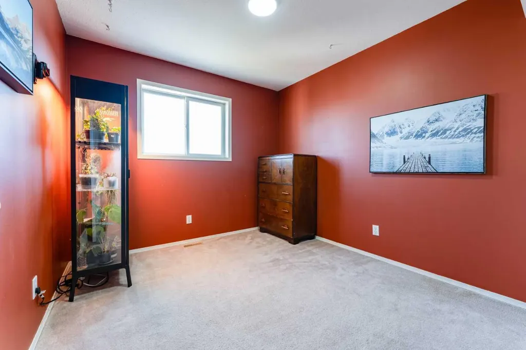 217 Martin Crossing Way NE Calgary AB T3J 3V4