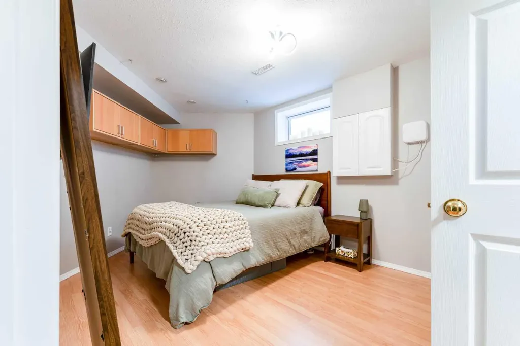 217 Martin Crossing Way NE Calgary AB T3J 3V4