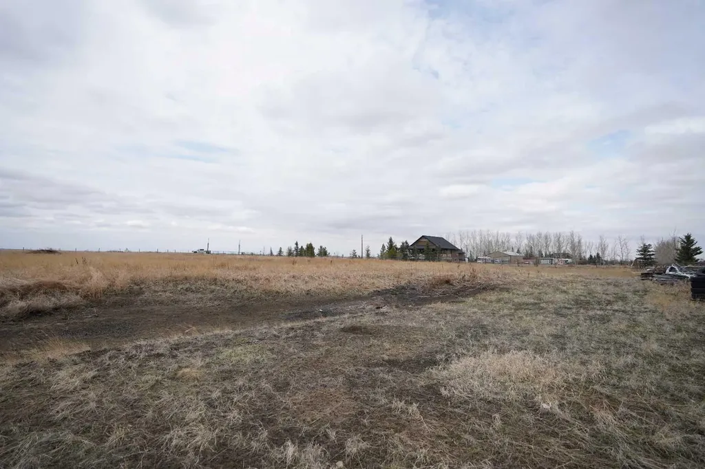 Range Road 263 Rural Wheatland County AB T1P0T6