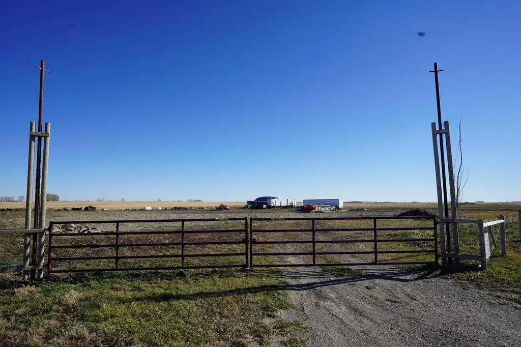 Range Road 263 Rural Wheatland County AB T1P0T6