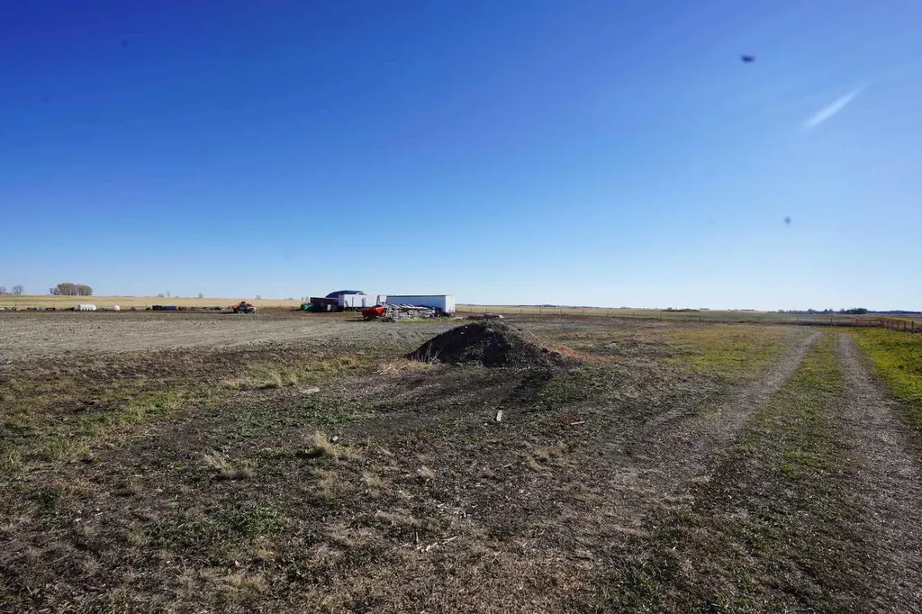 Range Road 263 Rural Wheatland County AB T1P0T6