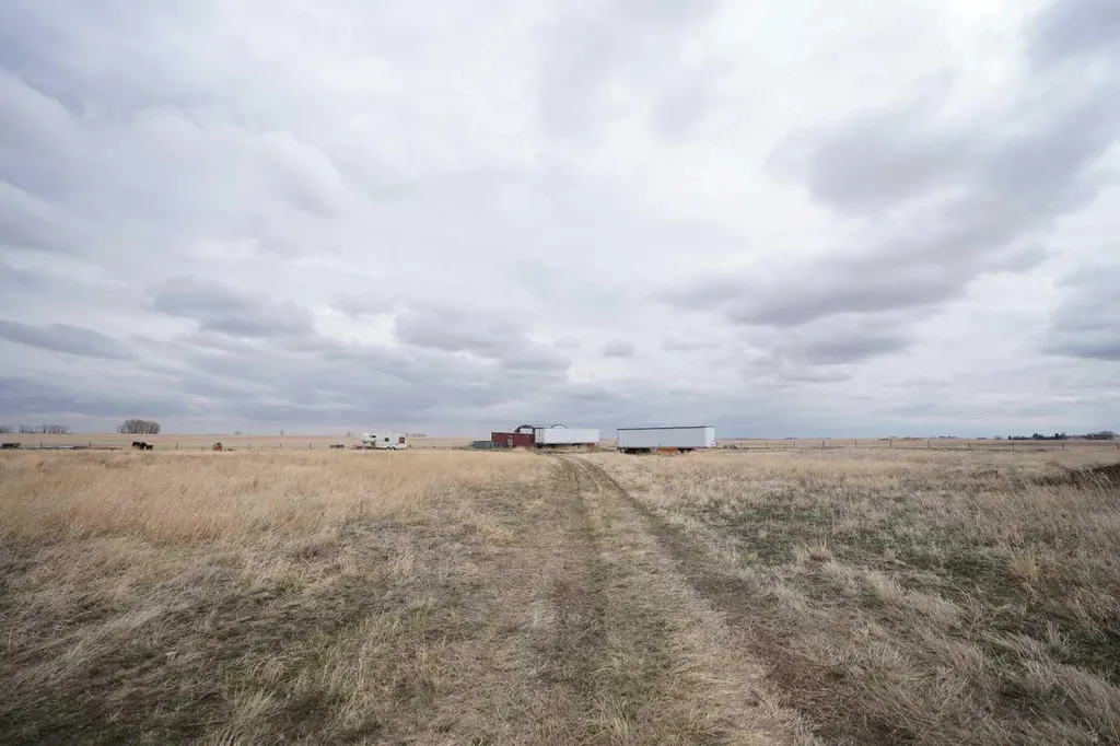 Range Road 263 Rural Wheatland County AB T1P0T6