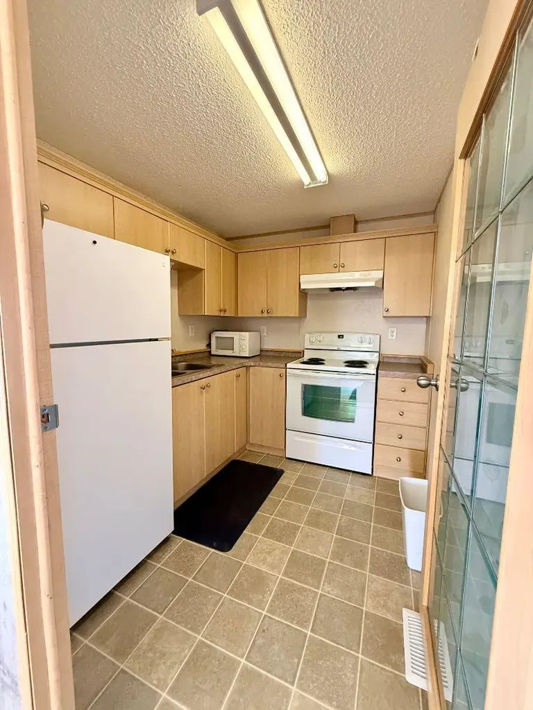10413 110 Avenue La Crete AB T0H2H0
