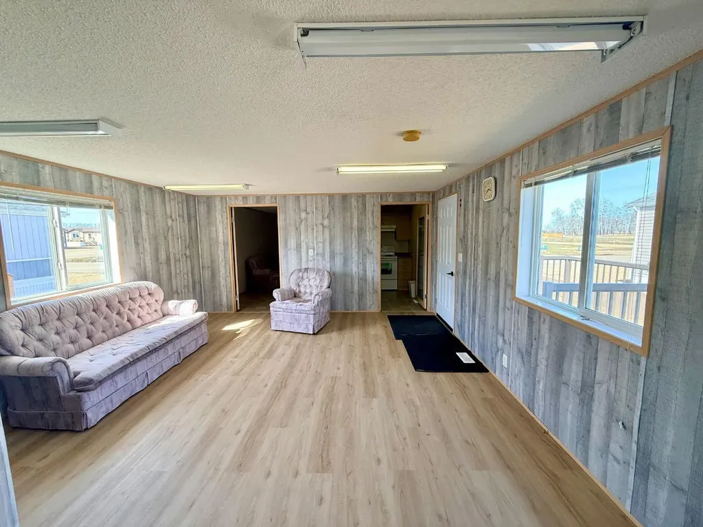 10413 110 Avenue La Crete AB T0H2H0