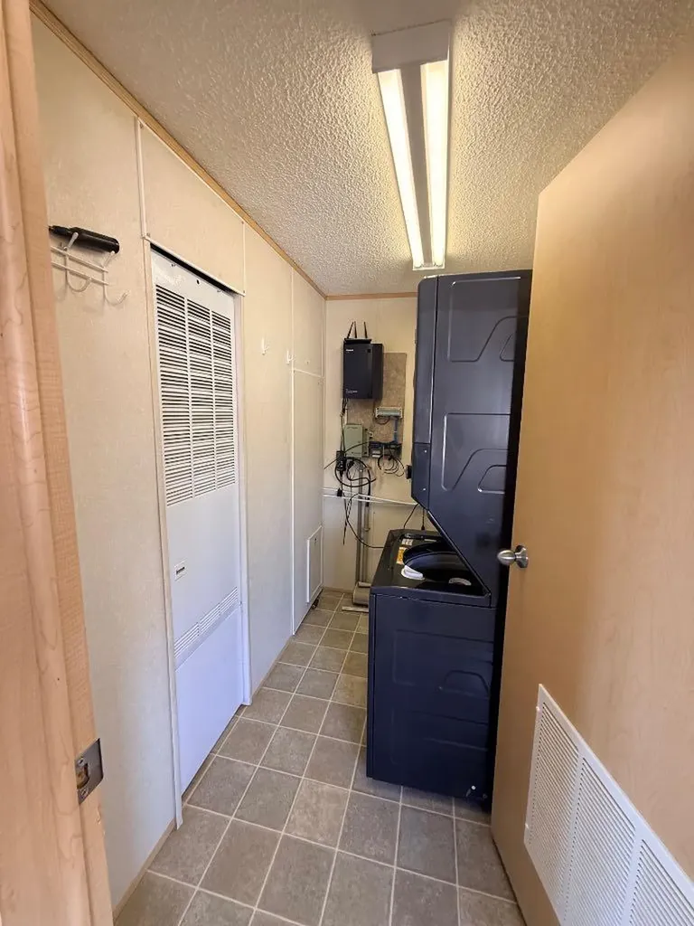 10413 110 Avenue La Crete AB T0H2H0