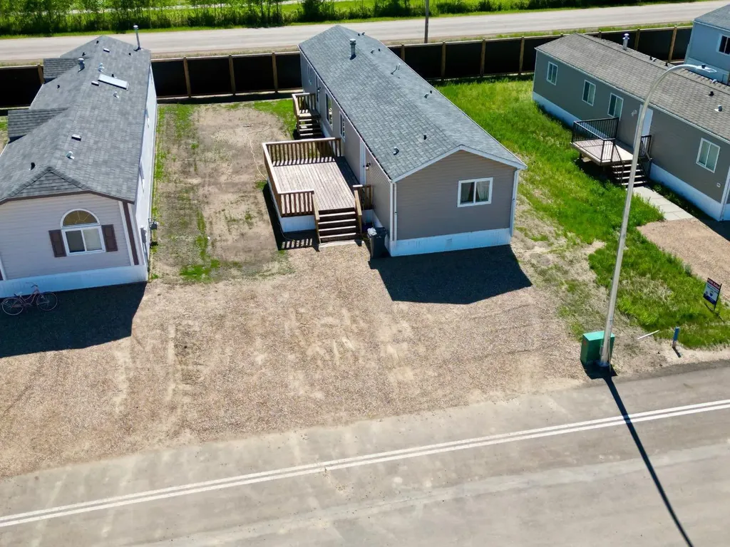 10413 110 Avenue La Crete AB T0H2H0