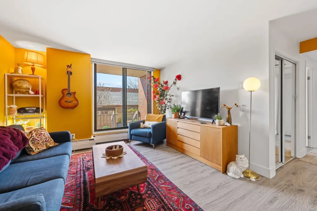 2909 17 Avenue SW Calgary AB T3E 0B1