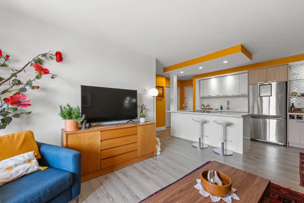 2909 17 Avenue SW Calgary AB T3E 0B1