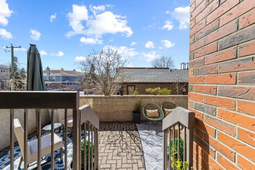 2909 17 Avenue SW Calgary AB T3E 0B1