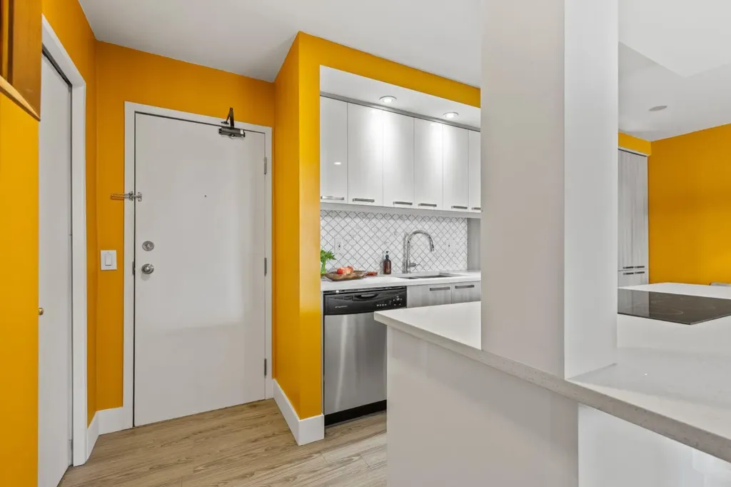 2909 17 Avenue SW Calgary AB T3E 0B1