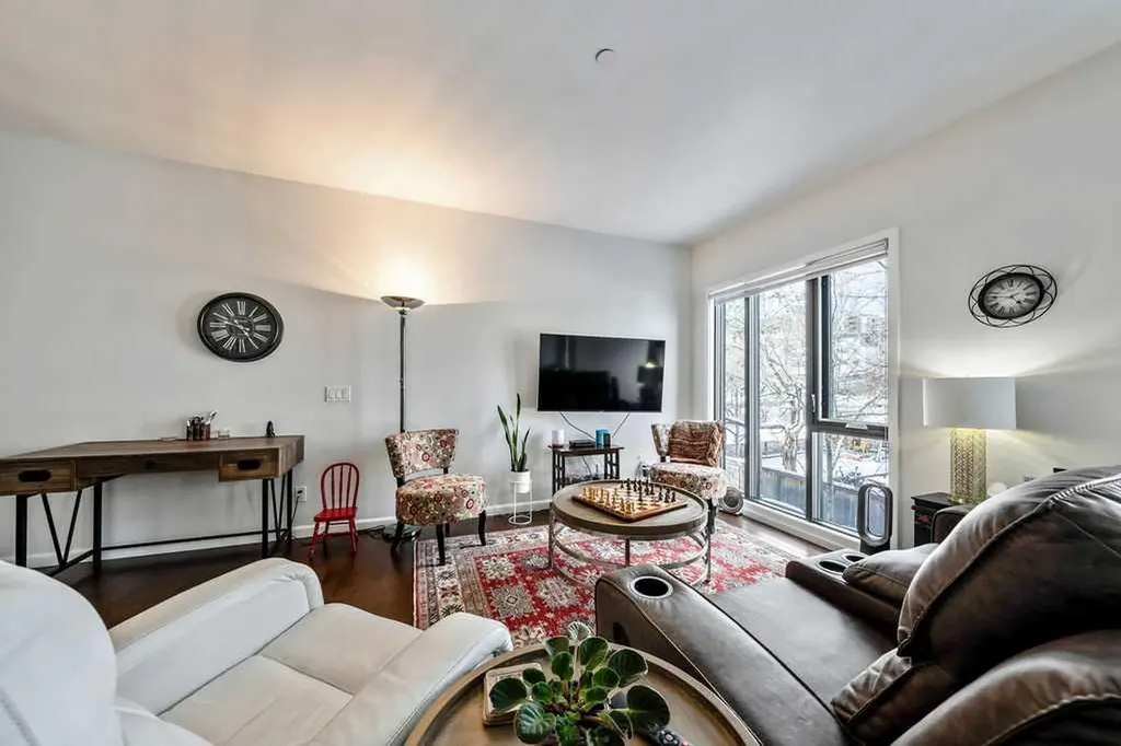 414 Meredith Road NE Calgary AB T2E 5A6