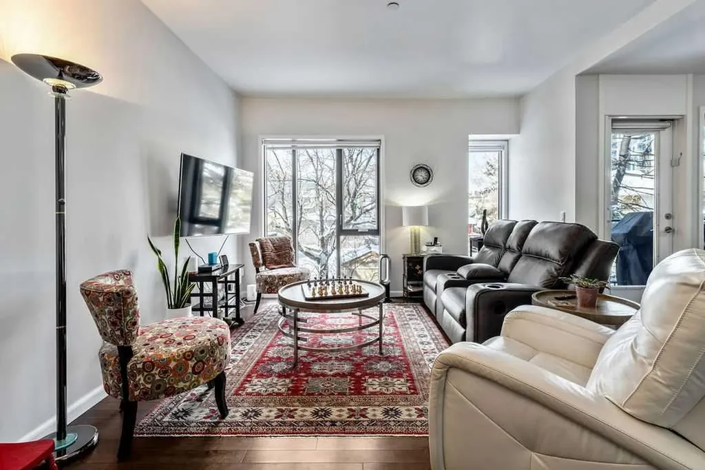 414 Meredith Road NE Calgary AB T2E 5A6