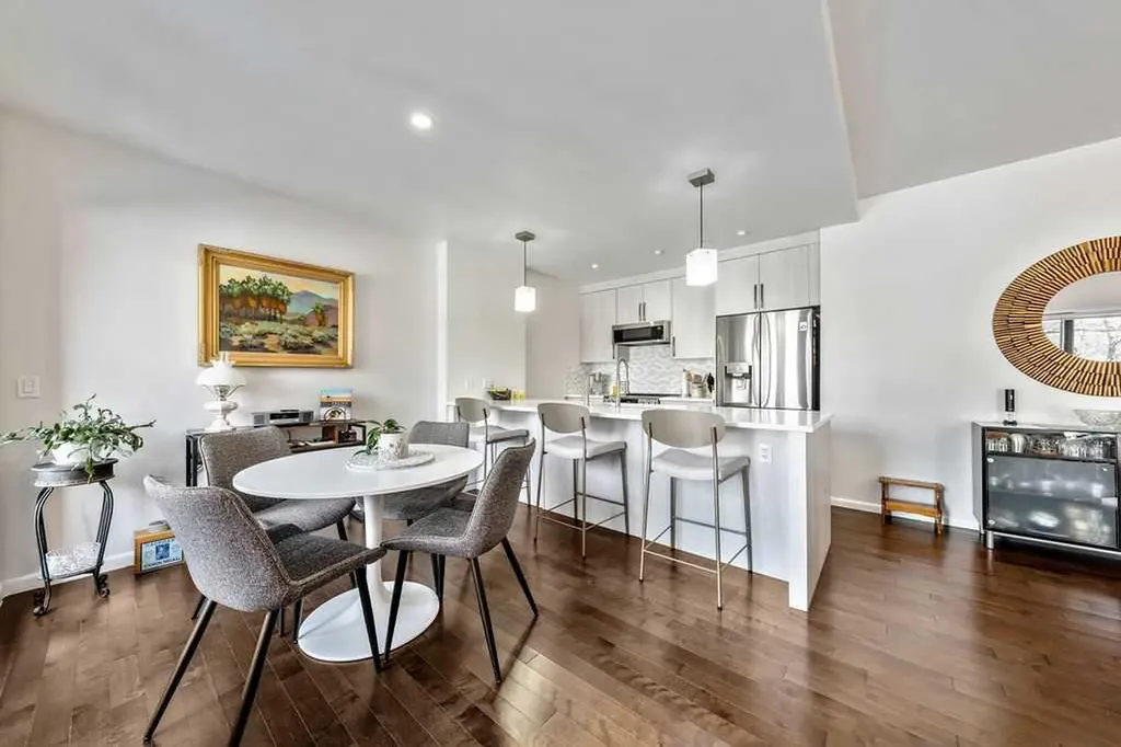 414 Meredith Road NE Calgary AB T2E 5A6