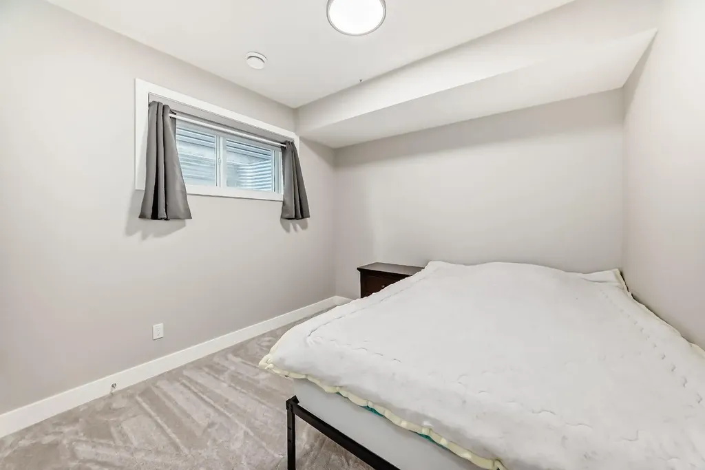80 Vantage Drive Cochrane AB T4C 3G2