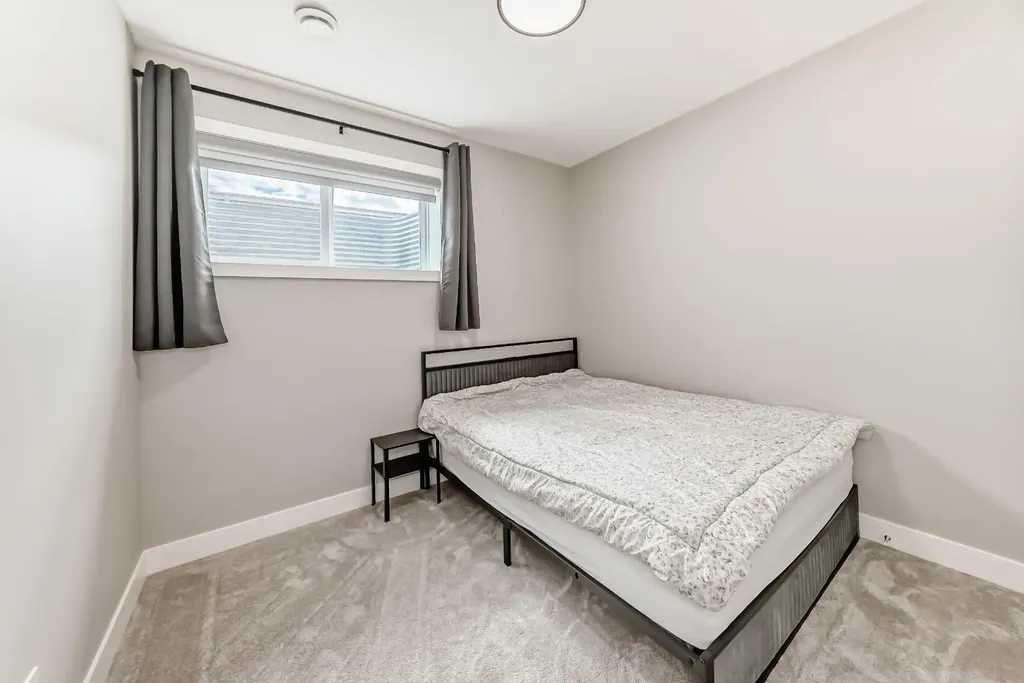 80 Vantage Drive Cochrane AB T4C 3G2