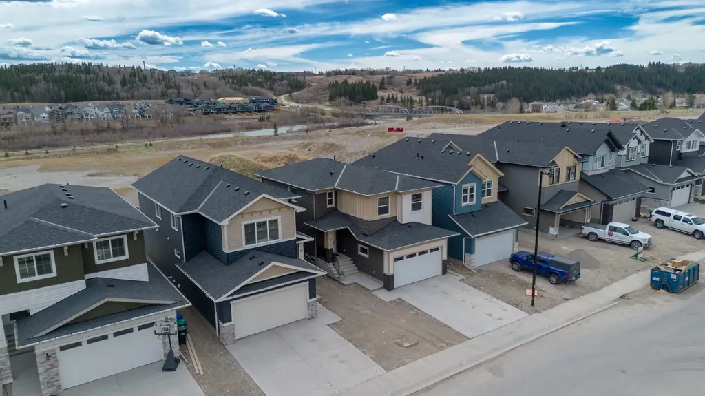 80 Vantage Drive Cochrane AB T4C 3G2