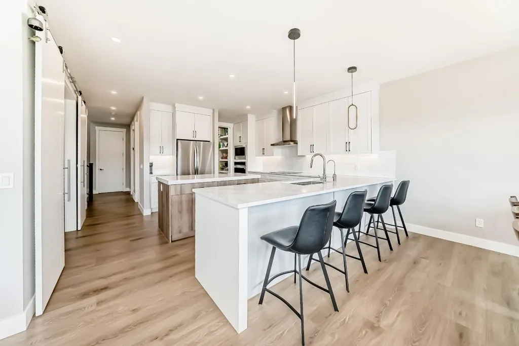 80 Vantage Drive Cochrane AB T4C 3G2
