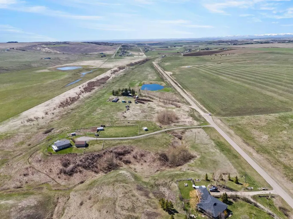 4;29;20;7;SE 36 Acres Rural Foothills County AB T1S 1A8