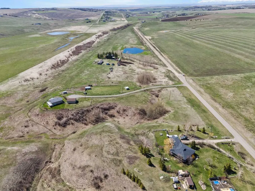 4;29;20;7;SE 36 Acres Rural Foothills County AB T1S 1A8