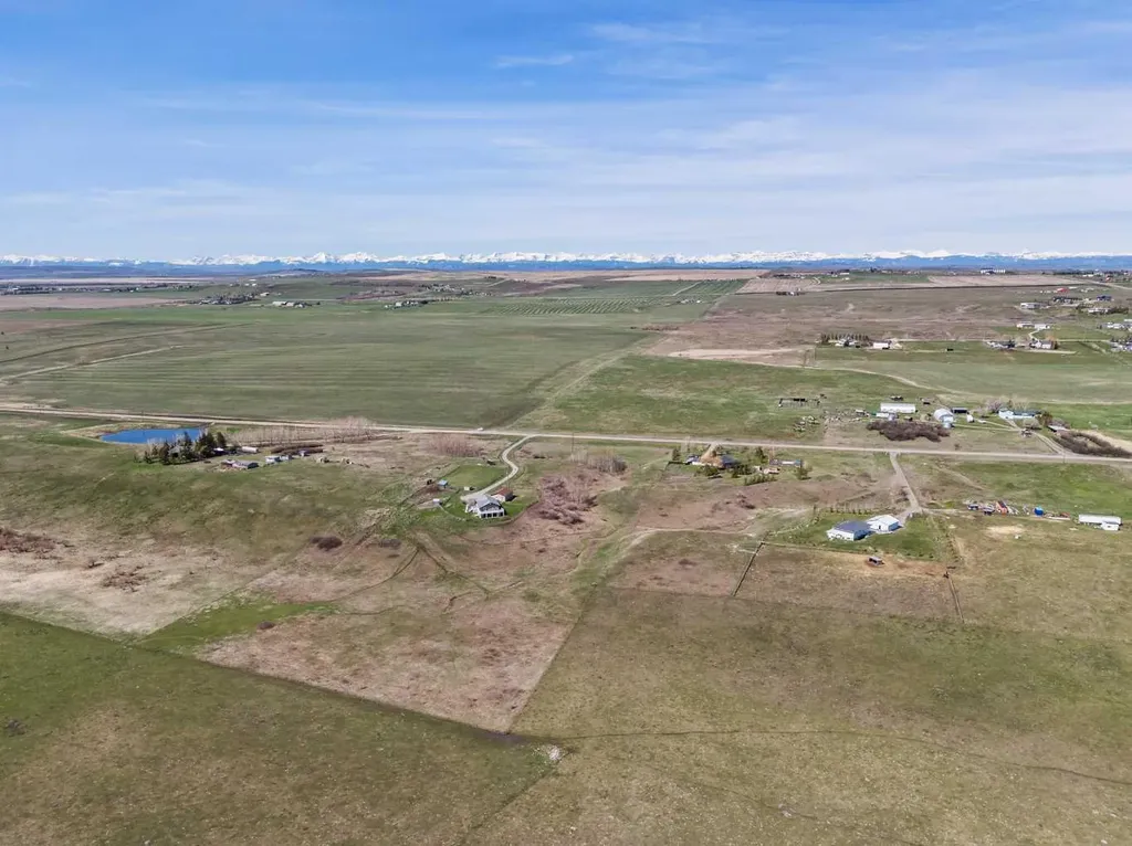 4;29;20;7;SE 36 Acres Rural Foothills County AB T1S 1A8
