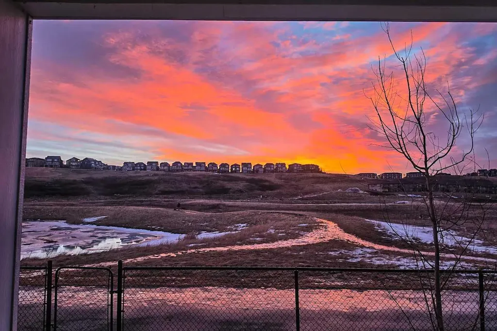 15 Sage Meadows Landing NW Calgary AB T3P 1E5