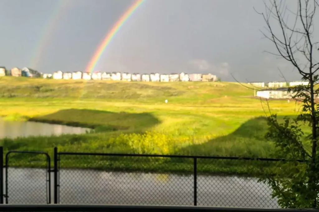 15 Sage Meadows Landing NW Calgary AB T3P 1E5