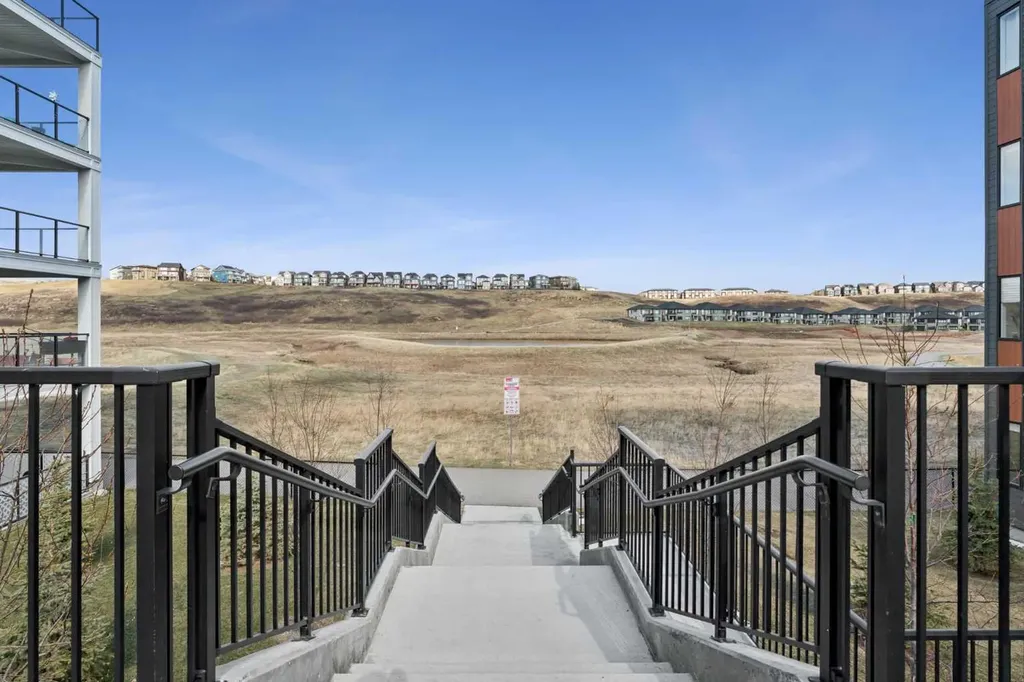 15 Sage Meadows Landing NW Calgary AB T3P 1E5