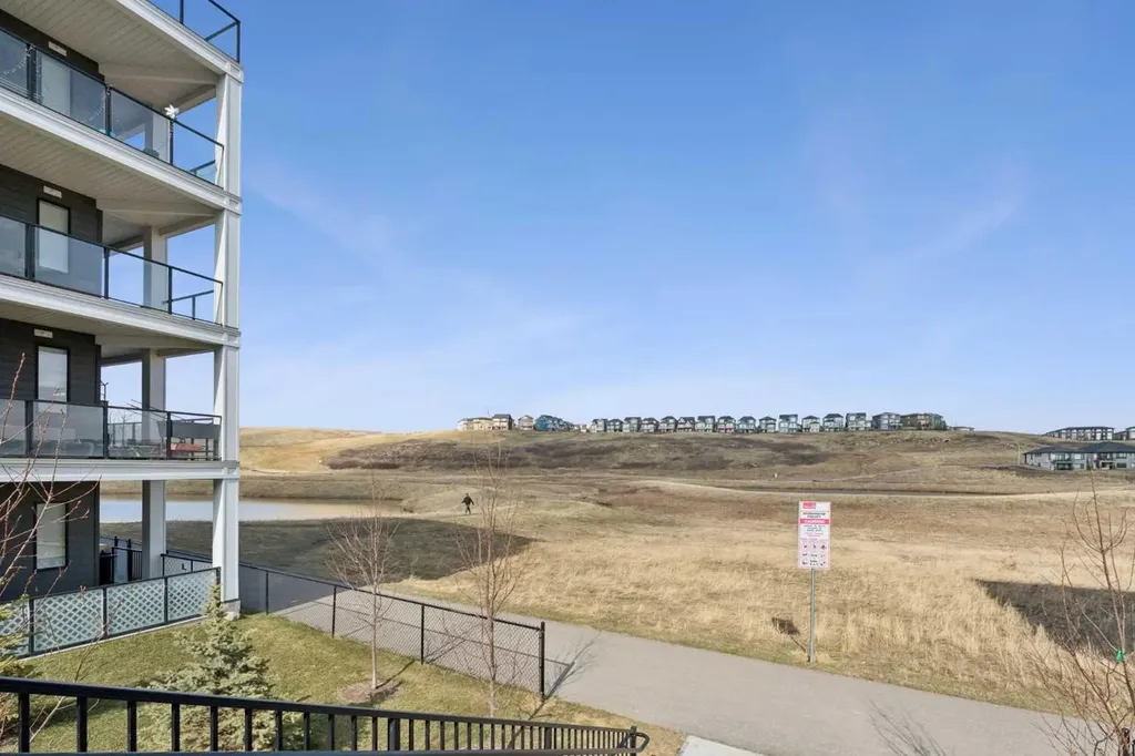 15 Sage Meadows Landing NW Calgary AB T3P 1E5
