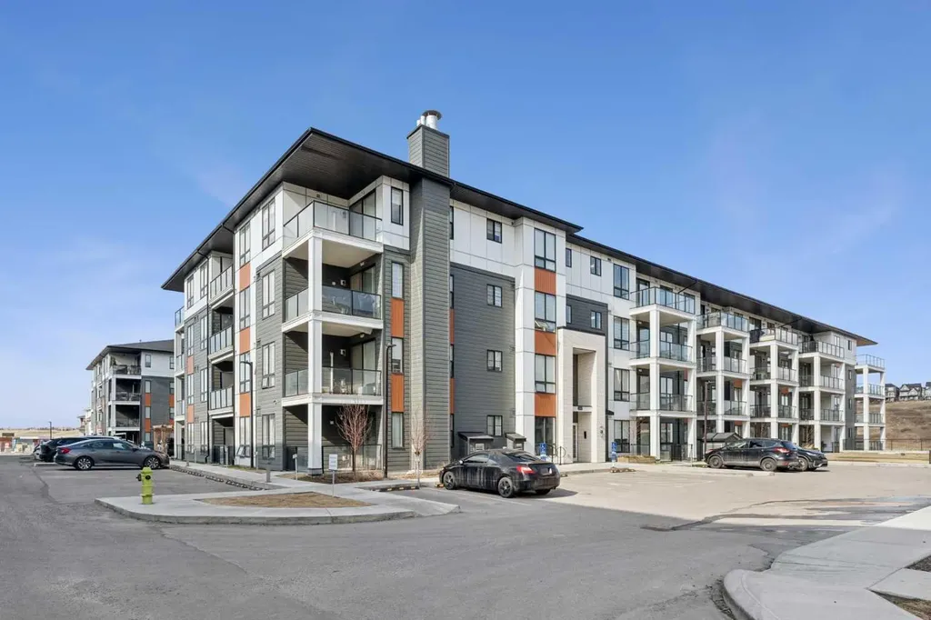 15 Sage Meadows Landing NW Calgary AB T3P 1E5